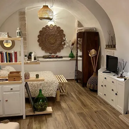 アパート Apollonia *