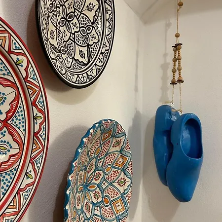 Apollonia アパート